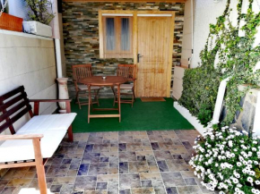 La casa del Buda Cerca de la playa con piscina